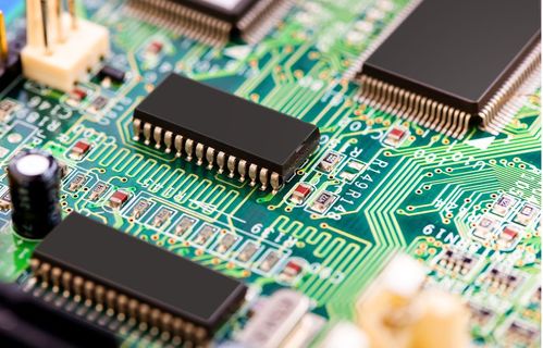 軟件工程 比計(jì)算機(jī)專(zhuān)業(yè)更吃香的一級(jí)學(xué)科